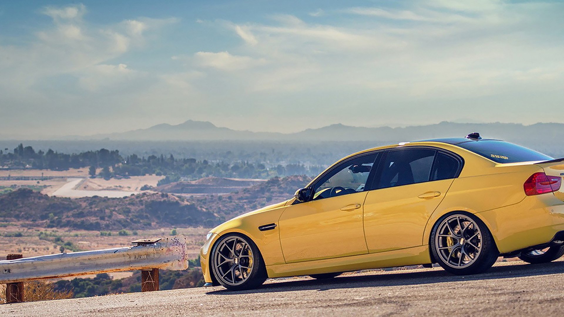 从阿什拉夫爆发看巴萨式战术对哥伦比亚防线的粉碎性胜利