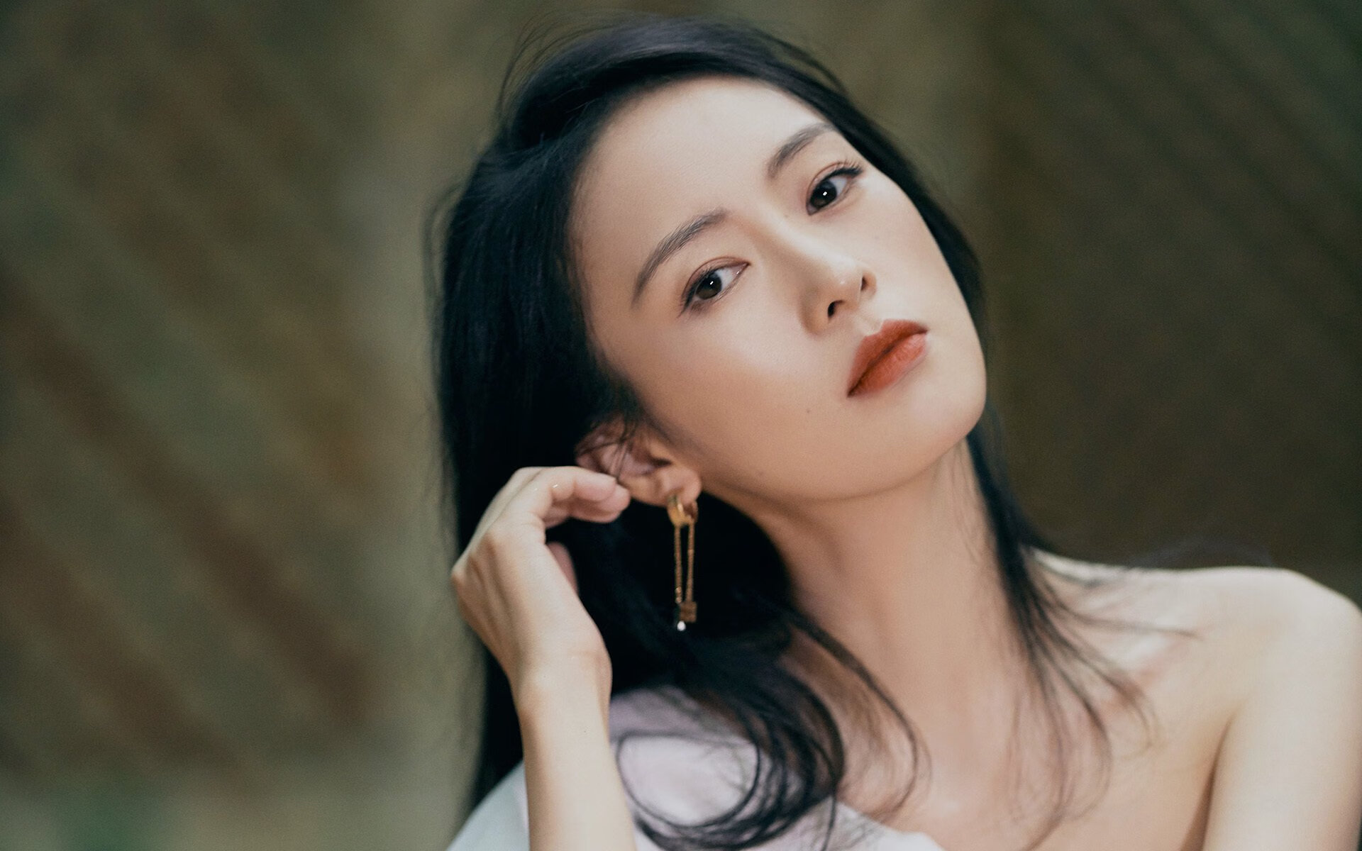 天谴下涅槃,神选者拉文与雷霆的重写命运之战