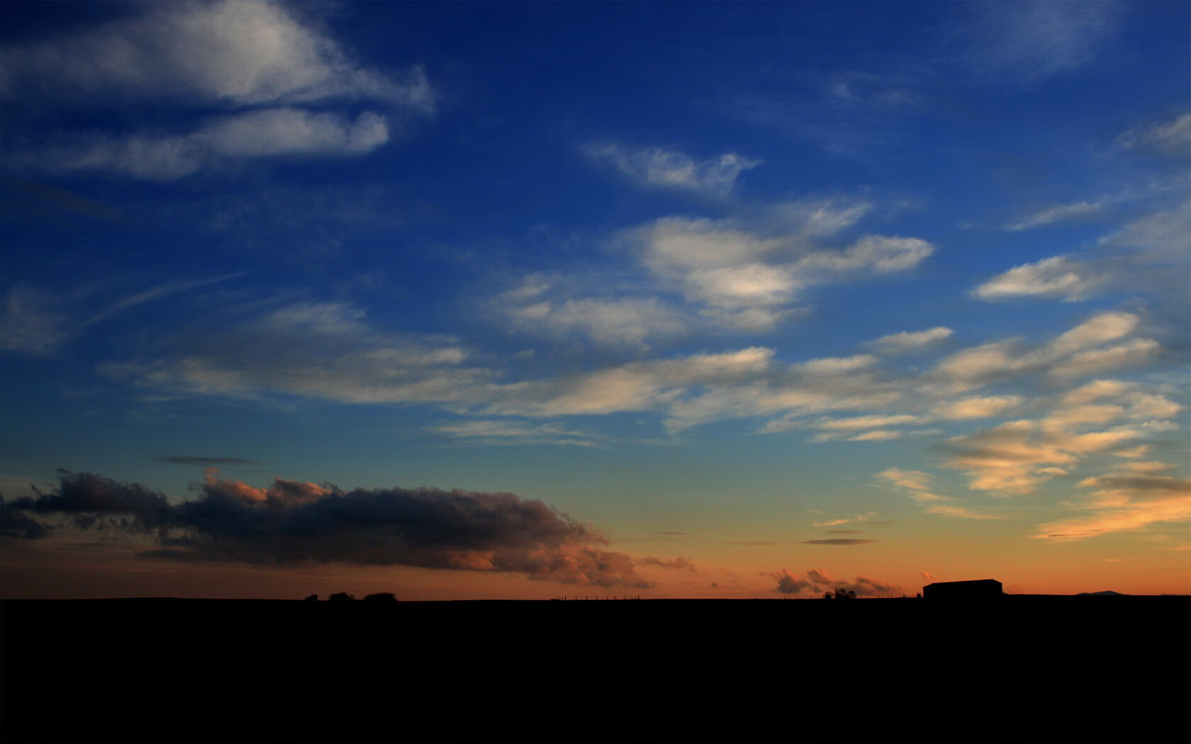 唯一性之战，哈弗茨扛起佛罗伦萨，力克喀麦隆的奇迹